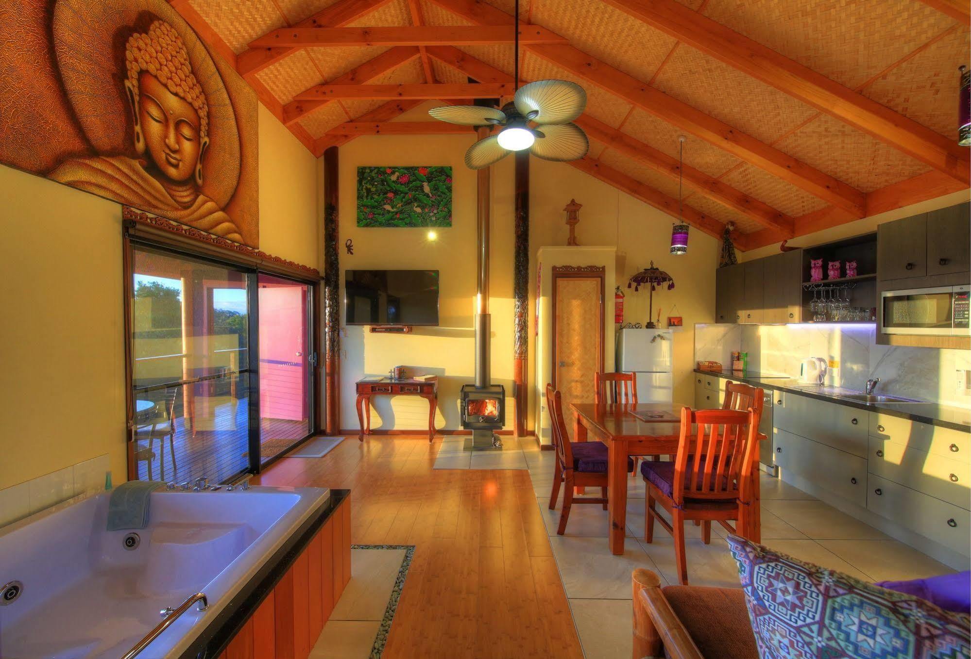 Maleny Tropical Retreat Bed and Breakfast Eksteriør billede