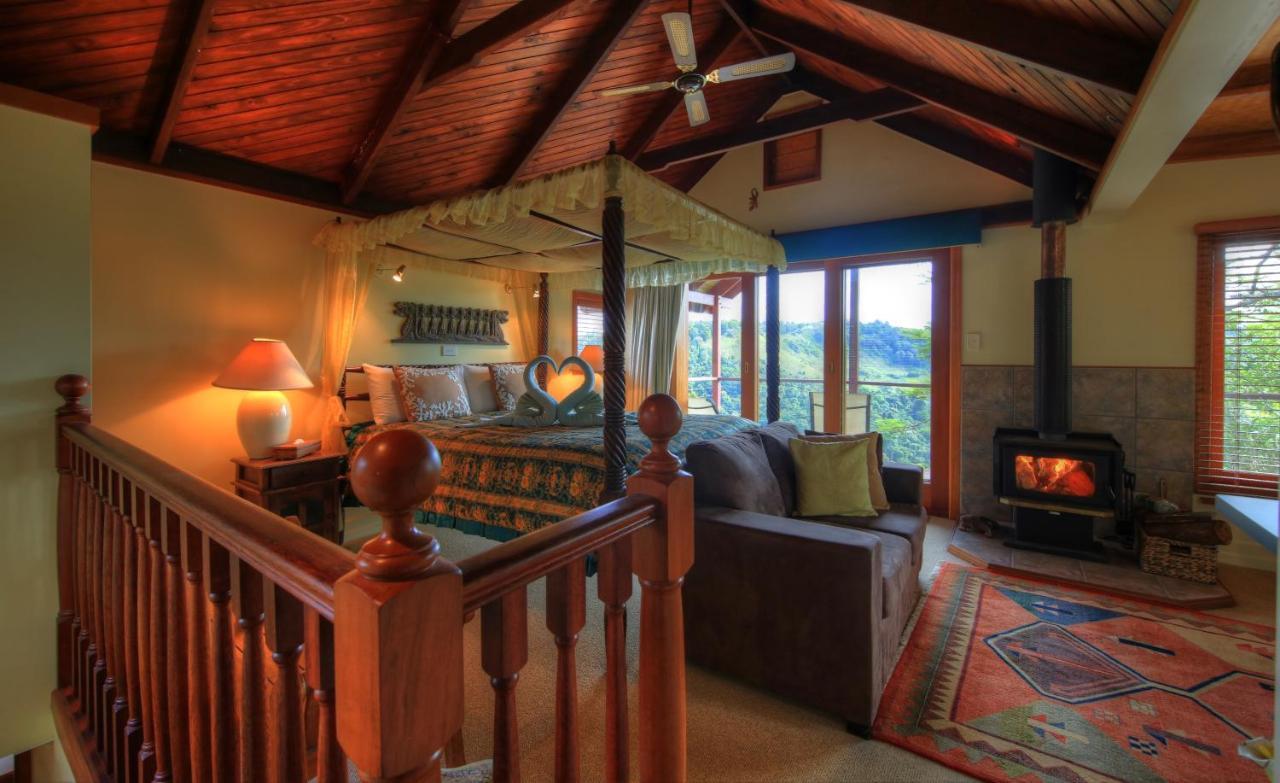 Maleny Tropical Retreat Bed and Breakfast Eksteriør billede